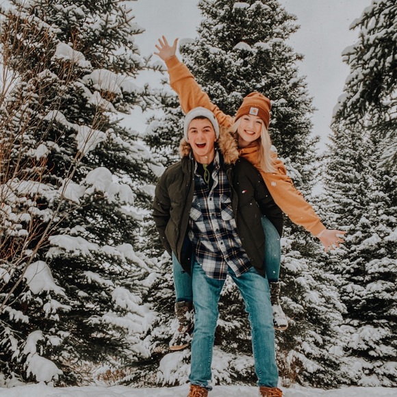 Meet your Posher, Kaitlyn - Picture 4 of 6